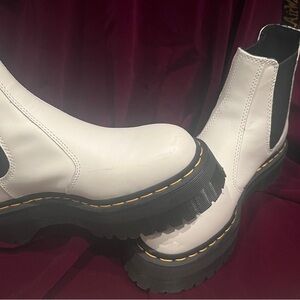 White Leather Women's BootsDr. Martin’s